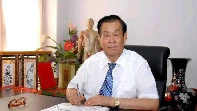 针灸|国医大师石学敏，擅长用针灸治中风，被人誉为“中风治疗第一人”