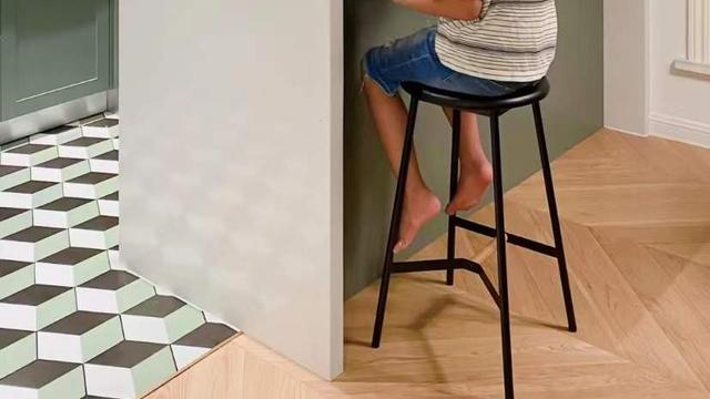 十八线小城镇发现一户人家的装修，因太会布置而走红，引万人关注