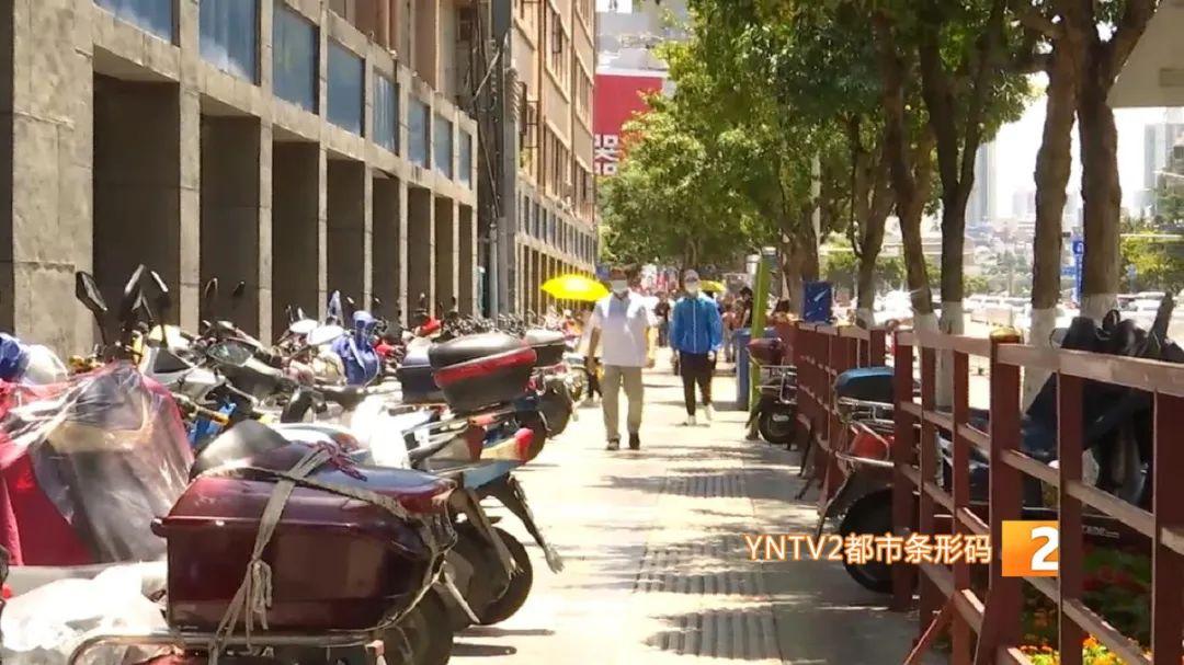 肝衰竭|每天8颗！过量服用维生素，男子出现肝衰竭