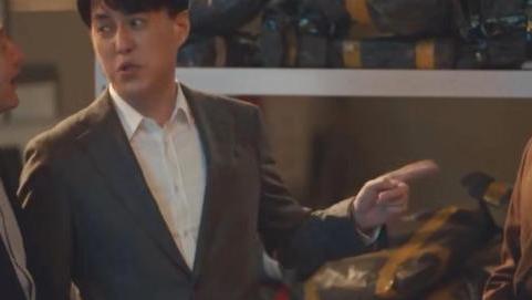 靳东|同样是出演靳东的秘书，黄家婧与朱珠演技一目了然，相似度极高