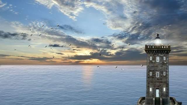 |职场中，如何破解领导的打压，学会降维打击、学会由下而上