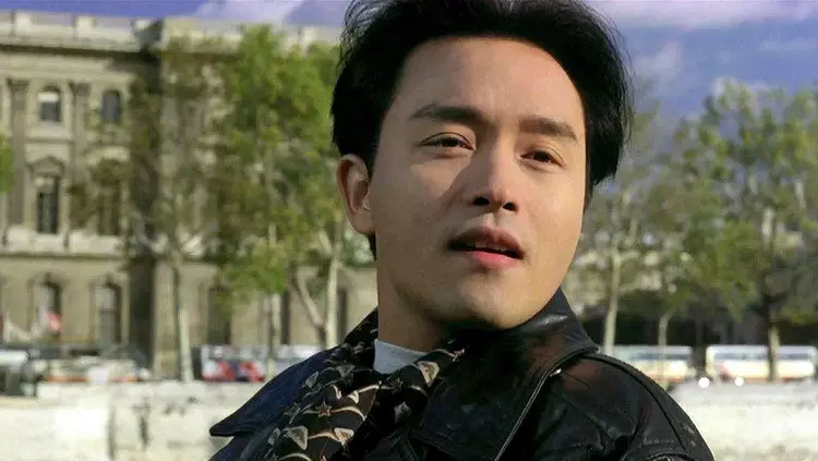 张国荣|云南小哥撞脸张国荣？网友：连头发丝都像极了哥哥