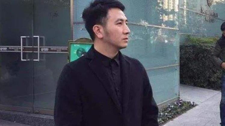 张庭|林生斌向现任告白，服装店改名潼臻告白，这是怎么回事