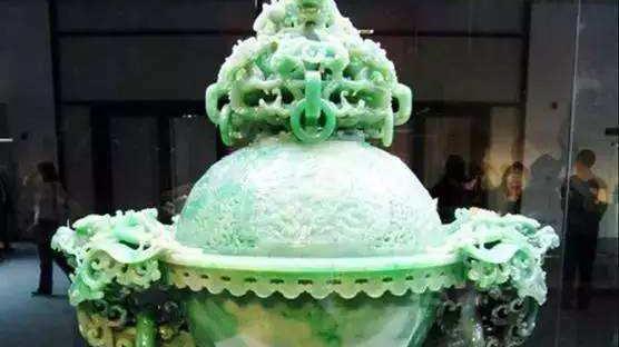 翡翠|虎年第一展，1298件中国瑰宝亮相，四件翡翠珍藏惊为天人