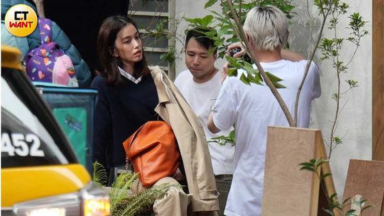 胡宇威|胡宇威陈庭妮同居千万爱巢 悄悄隐藏8年情