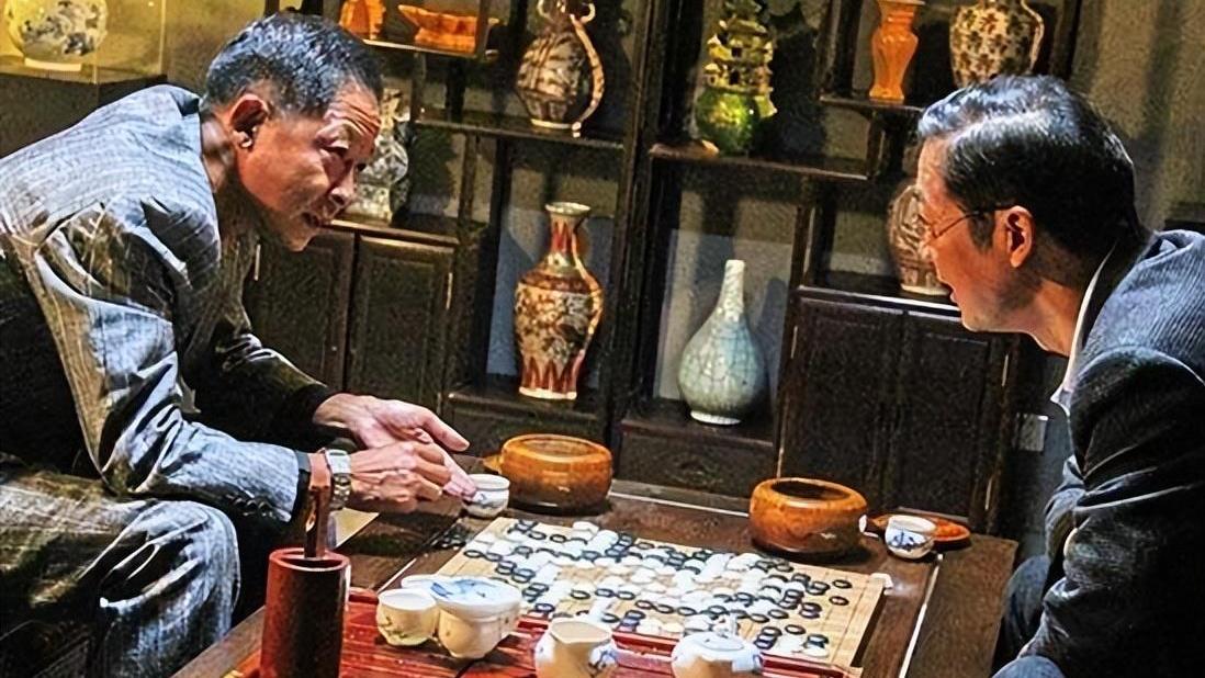 青瓷|《青瓷》：精致利己的徐艺，在剧中是人渣，在生活中比比皆是