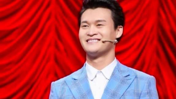 赵本山|赵本山又一徒弟脱离本山传媒，自立门户疑似抢饭碗，这个人是谁？