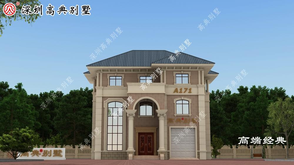 门廊高挑的罗马柱，非常别致，论谁见了都会夸一句