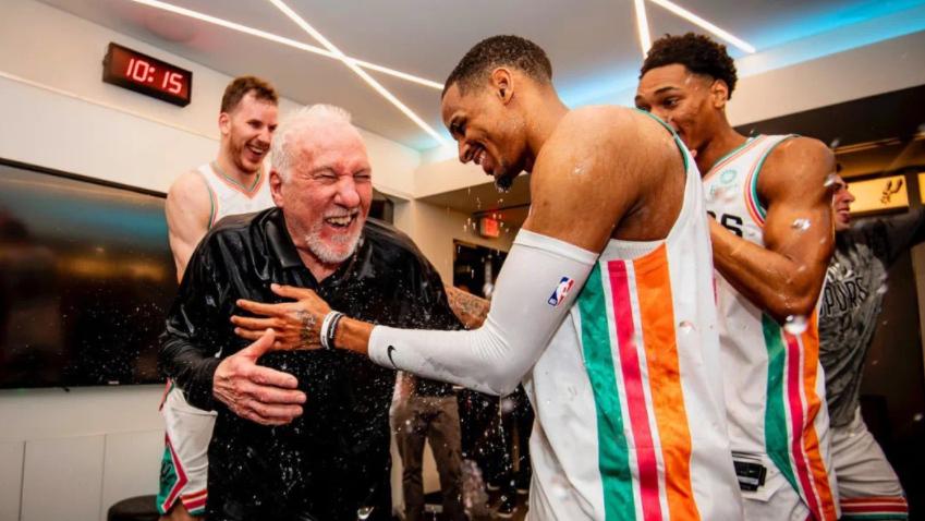 保罗|NBA五大数据奖项揭晓：恩比德得分王，保罗第5次助攻王，戈贝尔盖帽王