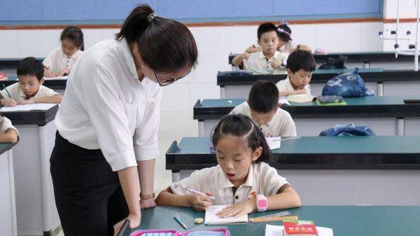 券商|众客进取教育：是什么偷走了教师的激情