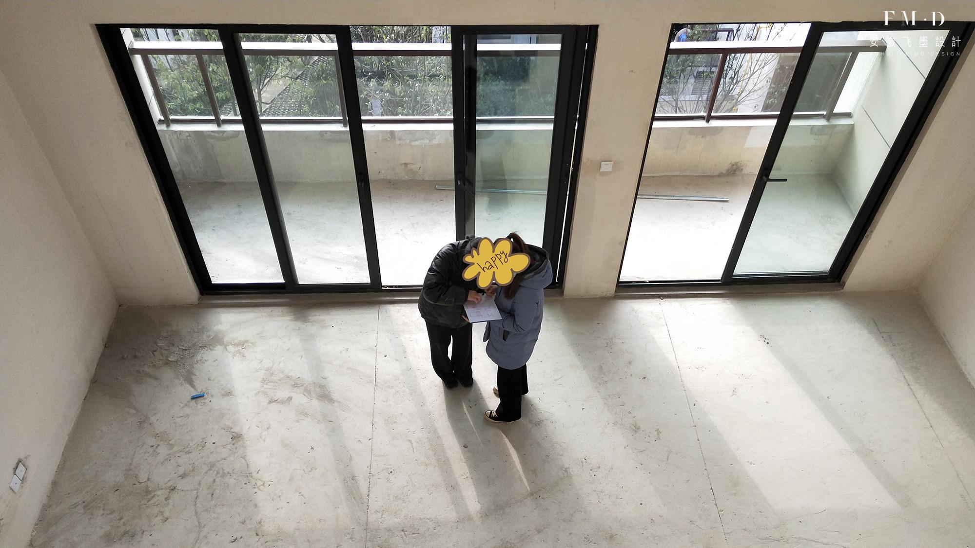 靠顶层优势，叠墅现浇屋顶，又现浇一层楼板！比下叠带院子强多了