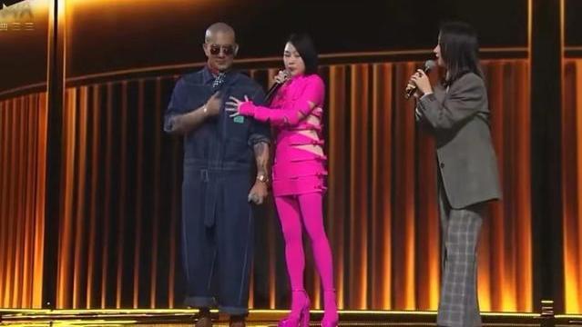 小S|具俊晔首次和小S公开合体，亮相金曲奖，全程用中文表达