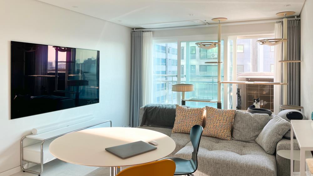 108㎡改造前后对比，单是客厅就被拆成4大功能！玄关让人眼前一亮