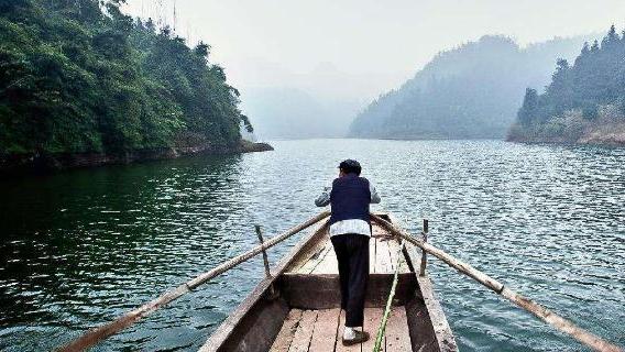 查济|江西一鸳鸯湖，曾是一座水库，景色优美，还是野生鸳鸯越冬栖息地