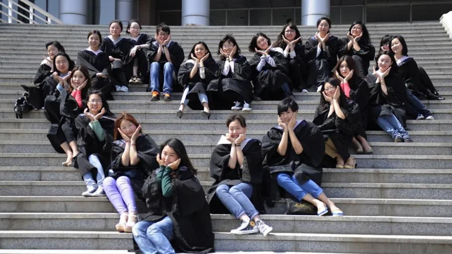 红米手机|144Hz+1亿像素，千元机中一大强敌，这还买什么红米K40S？