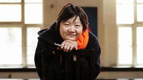 一婚拿绿卡，二婚嫁陈凯歌，四婚嫁装修工人，洪晃的依靠在哪儿？