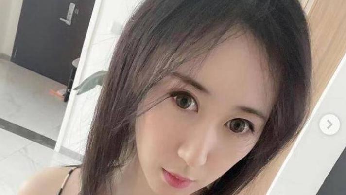 张继科|再见乒乓球！张继科发布新动态，转型成功，曾和新女友同游三亚打高尔夫
