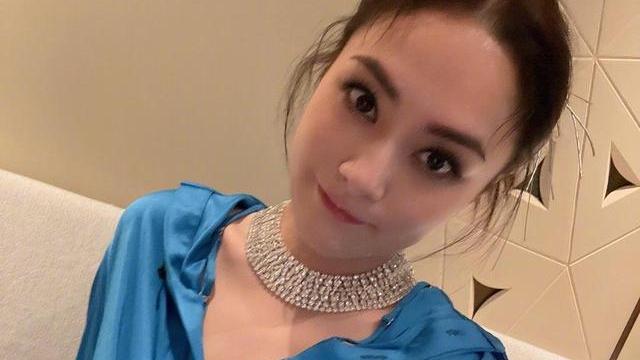 阿娇|为了参加第一期的《乘风破浪》，钟欣潼做出了很大的牺牲！