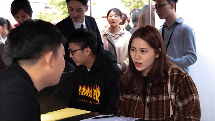 应届生|应届生越早明白越好，校招和社招待遇差别大，别等入职了才后悔