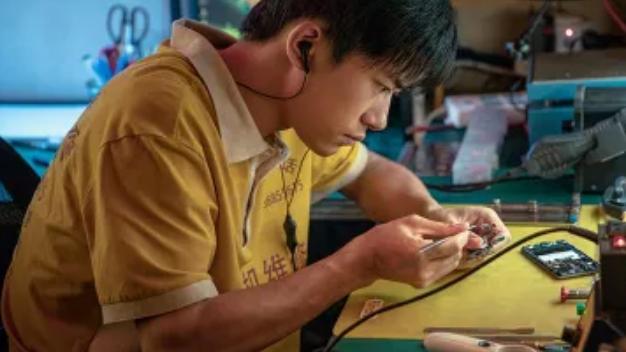 刘德华|《奇迹》蹭刘德华热度 改片名《奇迹·笨小孩》