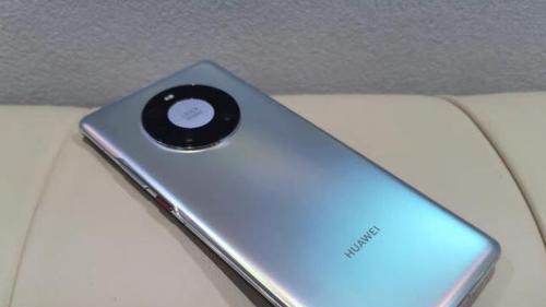 华为手机|华为手机的退路总算是清晰了，自家不能造5G手机，以4G先来个缓兵之计