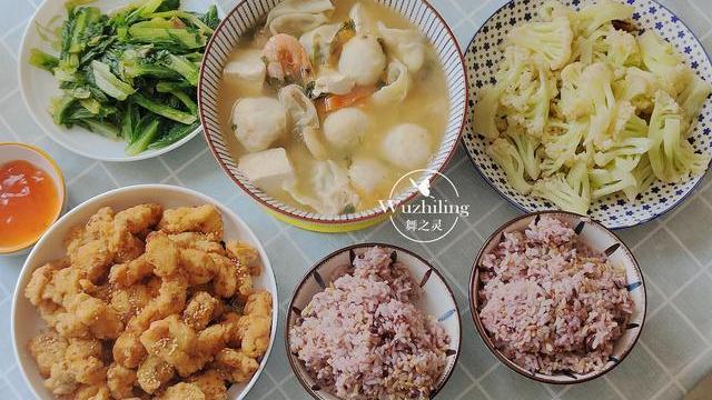 退休|退休后专门给孩子煮饭，晒圈火了，网友：儿子是命啊