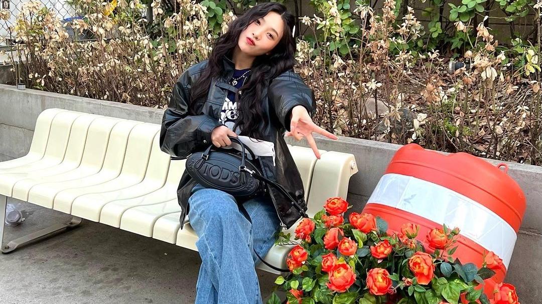 流行|南韩艺人跟风比倒V手势悲剧了！晒看诊单韧带扭伤无奈喊：流行标准可以降低吗？