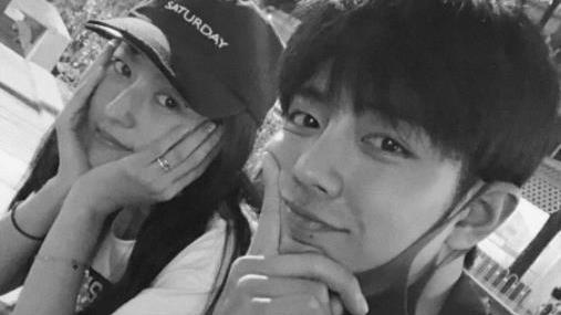 肖战|周雨彤和肖战是怎么认识的？