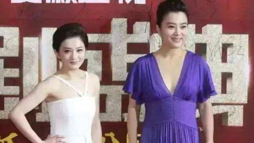 李玲玉|看到两位低调女星合影后，两人因的形象气质相差甚远，网友的评论不太友好