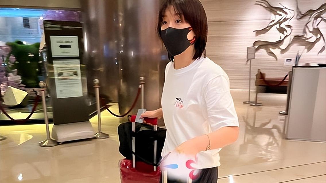 陈梦|陈梦近照令球迷惊讶！李晓霞揭秘陈梦为何夺冠，王曼昱输得真不冤