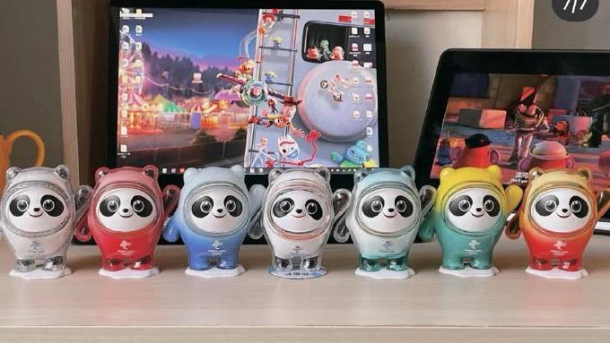 冰敦敦有多火？二手市场被炒到上千元，就连设计师都买不到