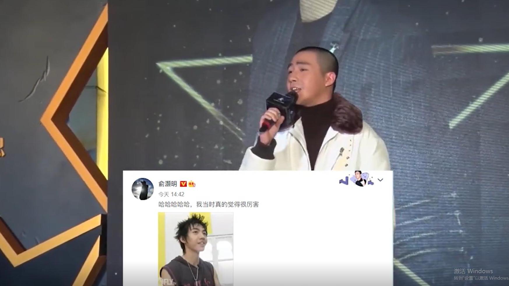 口红 07年的时候虽然发型非主流了点，但那时候是真的帅啊！