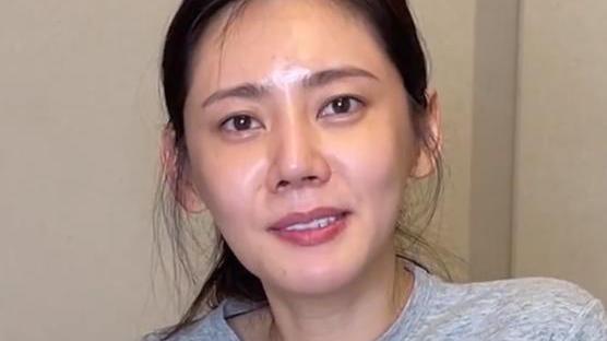 秋瓷炫|于晓光深夜给老婆做面，秋瓷炫狼吞虎咽汤都喝完，哽咽表白丈夫