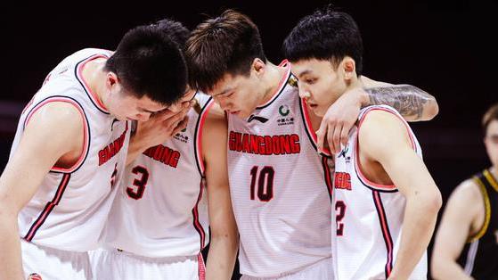 广东男篮|正式确定！CBA冠军球员留守广东宏远，杜锋拒绝放弃