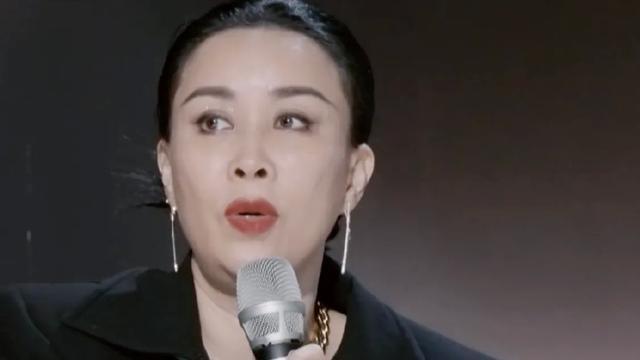 那英|那英心直口快，霸气回应胡杏儿的谦逊，但后面的话展示了她的细腻