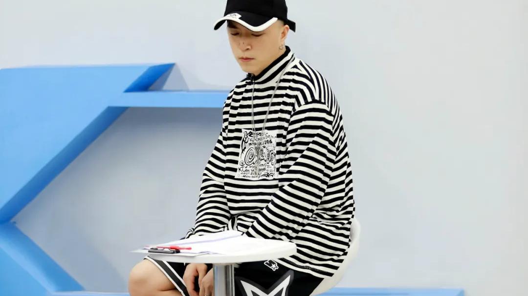 律师|井柏然当定“森男”了，李易峰的霸道总裁更让人欲罢不能