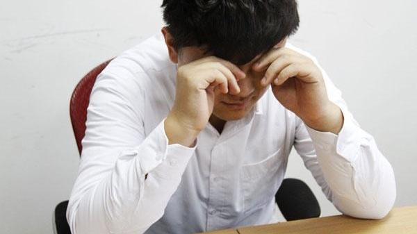 高血糖|糖友早起后，若身上有4个现象，需谨慎对待，可能是血糖失控了