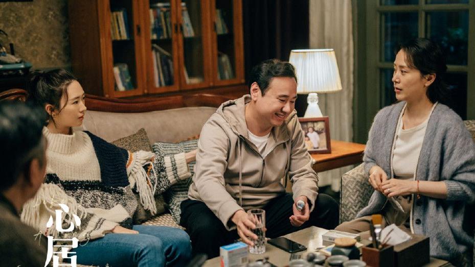 心居|《心居》被骂膈应、离谱、毁三观，却没人看懂它的高级感到底在哪