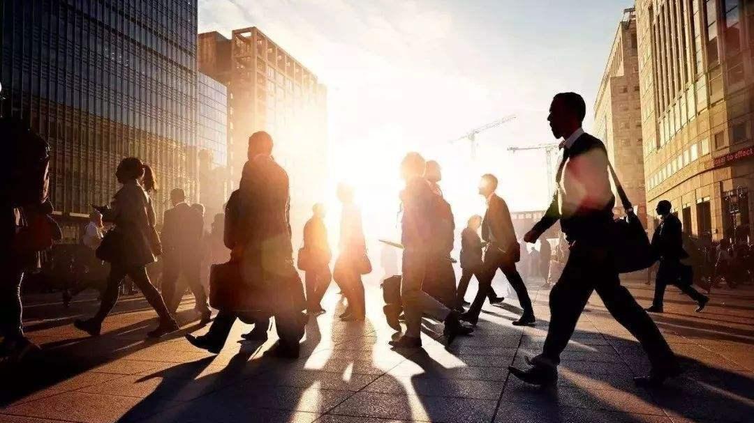 |怎么在职场中对付抢功劳的人?