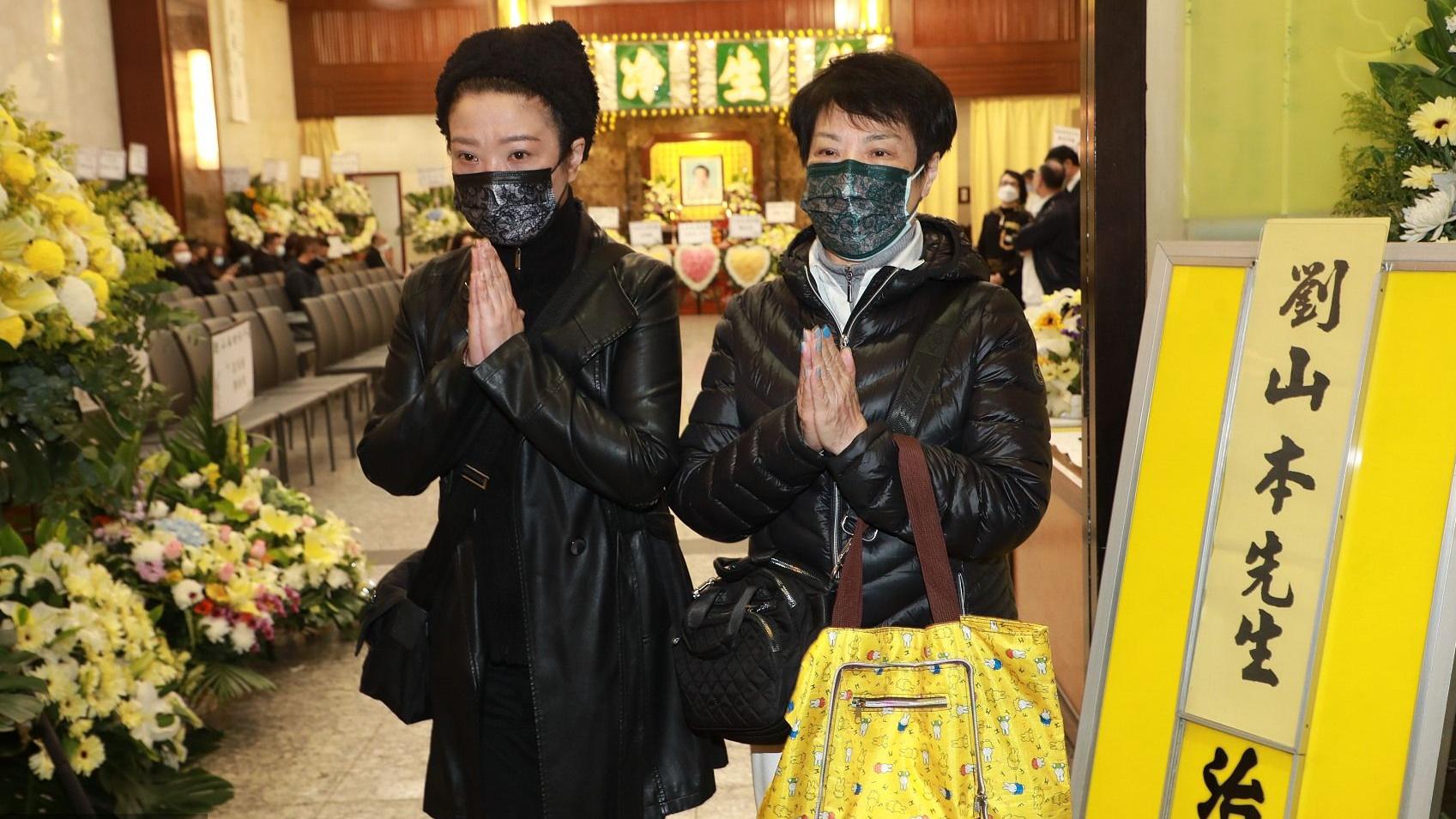 刘德华|刘德华干爹染新冠病逝！原「等不到G材装遗体」他一通电话解决