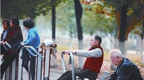 血栓|心血管不好的人，常做2个动作，可能会使血栓脱落，最好别忽视