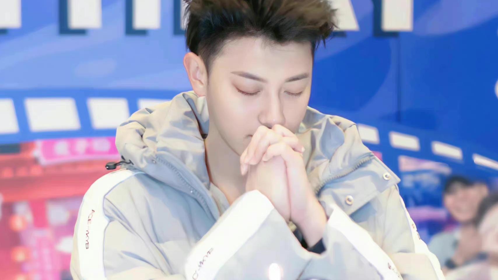 郑业成|徐艺洋为黄子韬庆生，遭网友吐槽快点公开吧