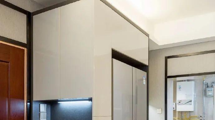 冰箱别再傻傻放厨房里了！听专家说完，我恍然大悟，才知做错多年