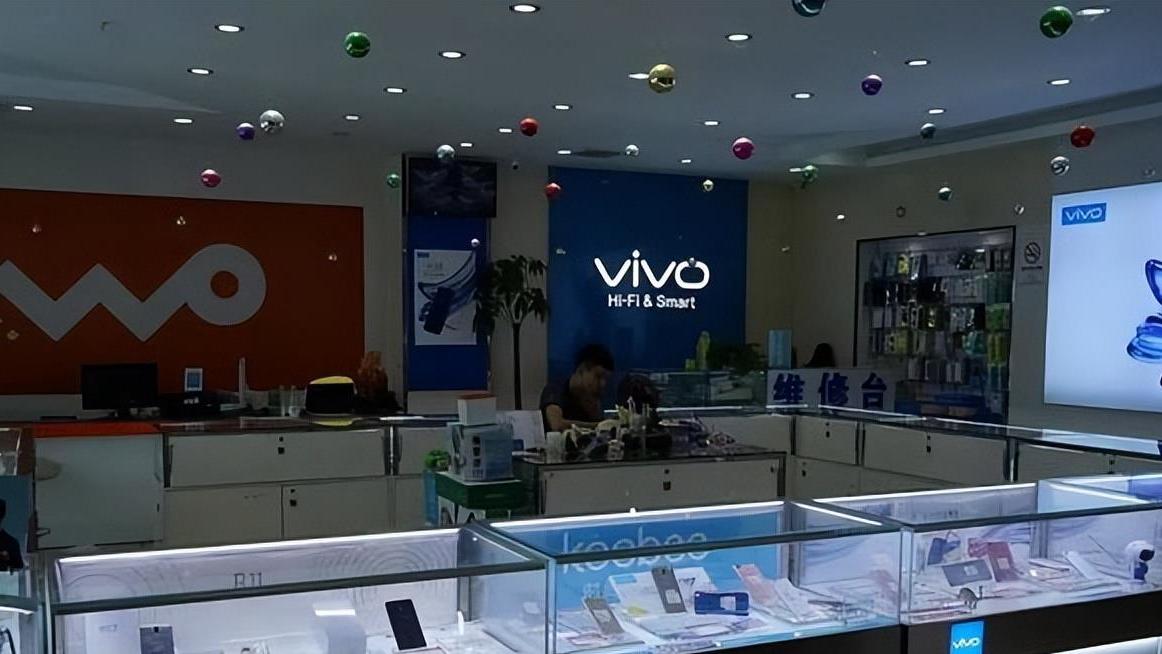 网购|手机店老板的自白：网购手机和实体店买手机，差距非常大