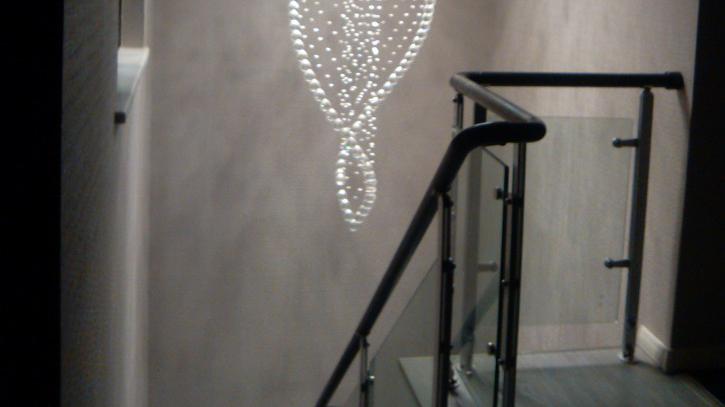 朋友砸40万装修的新房，一进门差点没被闪瞎眼，太夸张了！