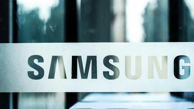 |三星GalaxyS21+很舍得，8+256G降下2600元，展现出足够诚意