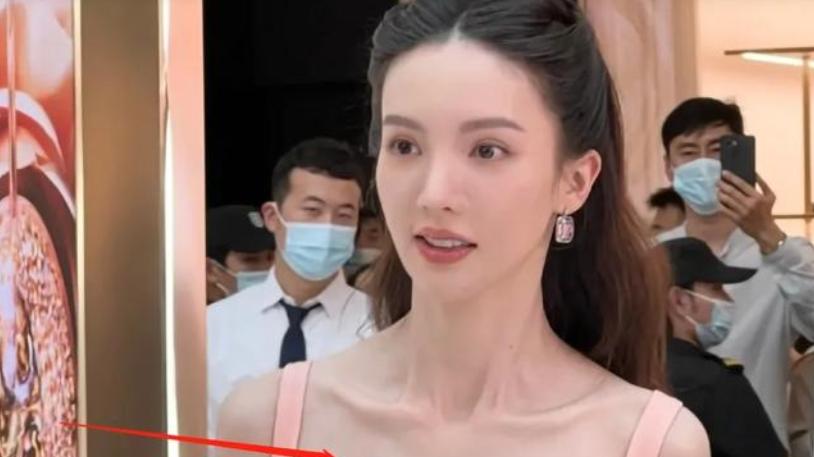 刘亦菲|梦华录: 刘亦菲打破畸形审美，显示了独特的自信？美丽不应标准化