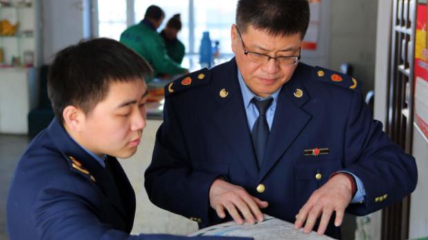 盗版|相亲成功率高的3份职业：榜首很受女生青睐，公务员未挤进前3