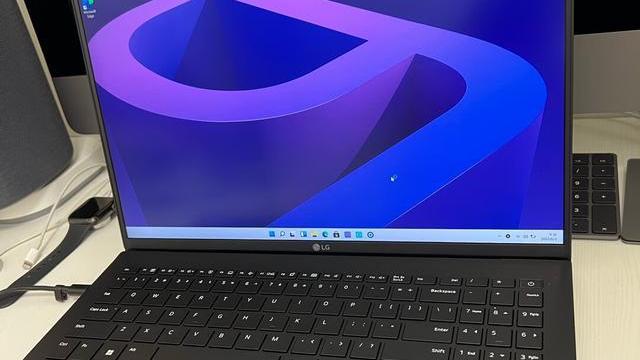 笔记本电脑|预算1W左右，什么高颜值轻薄笔记本电脑，适合办公使用的？