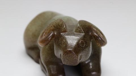 和田玉籽料|舊藏和田玉籽料“卧牛”